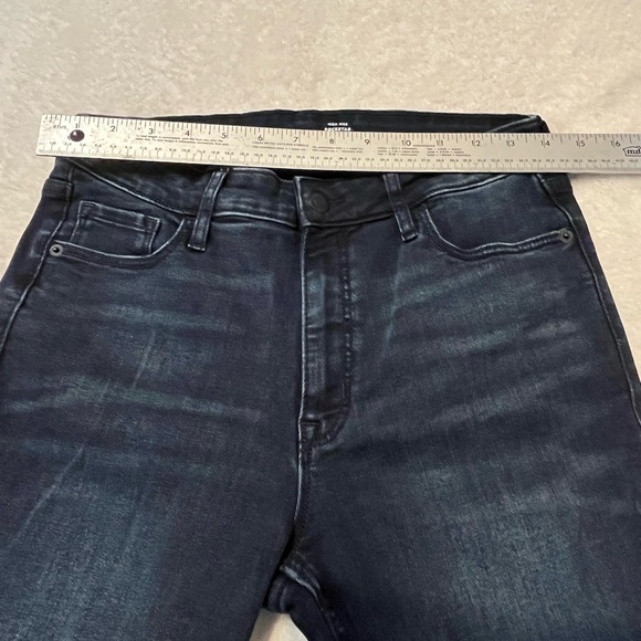 Women’s Old Navy High Rise Dark Wash Rockstar Super Skinny Jeans . Size 10 - Picture 9 of 11